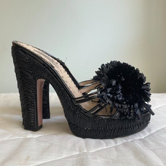 100% Authentic Prada Raffia Sandals US 6,5 - Picture 1 of 6
